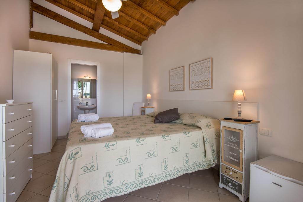 Agriturismo Pian Di Spille - Golf Villa ตาร์กวิเนีย ภายนอก รูปภาพ