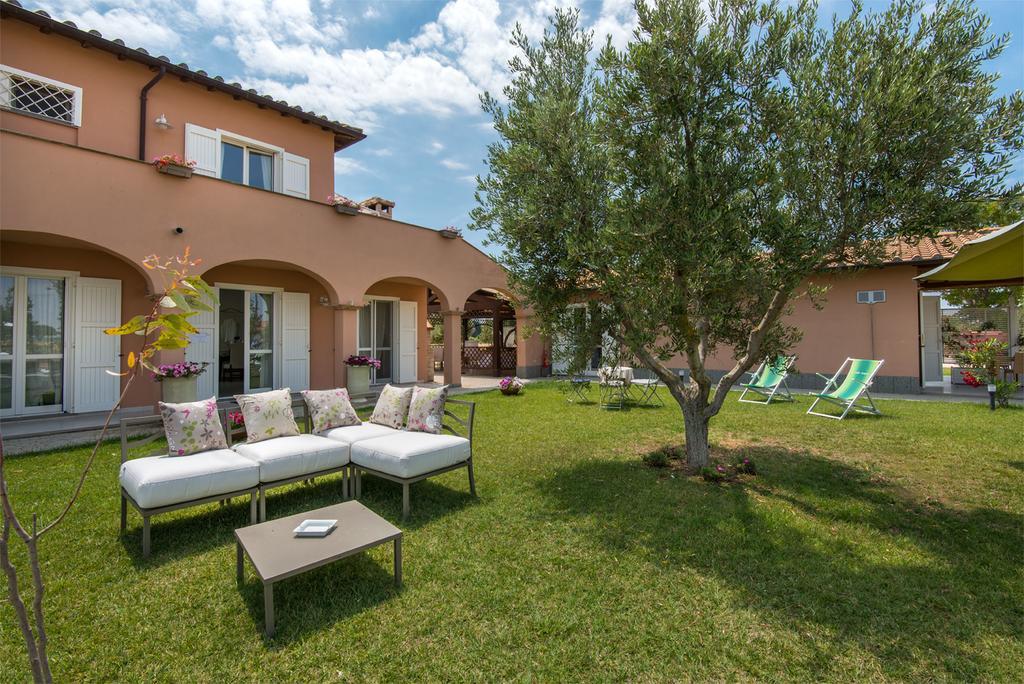 Agriturismo Pian Di Spille - Golf Villa ตาร์กวิเนีย ภายนอก รูปภาพ