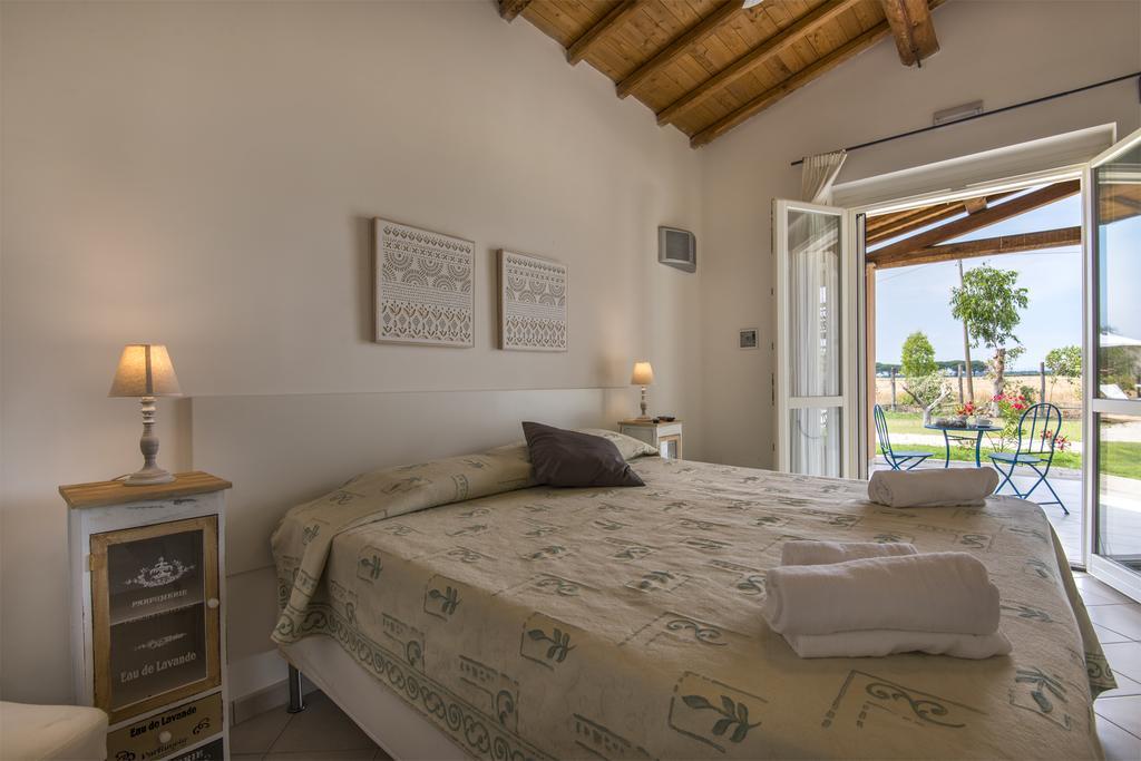 Agriturismo Pian Di Spille - Golf Villa ตาร์กวิเนีย ภายนอก รูปภาพ
